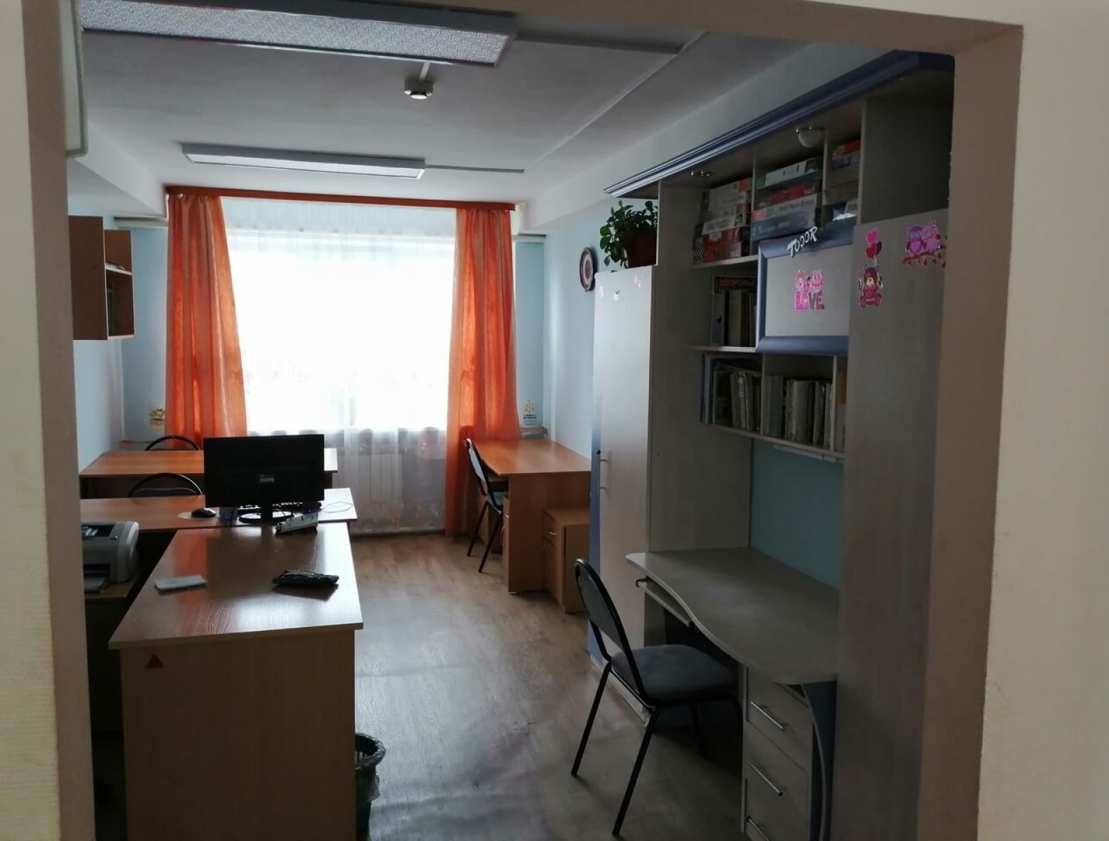 uXEMkbApvE8